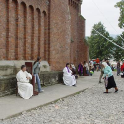 Cacica: Pelerinaj la Sanctuarul Maicii Domnului (II)