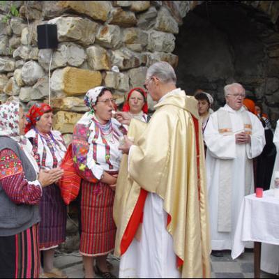 Cacica: Pelerinaj la Sanctuarul Maicii Domnului (II)
