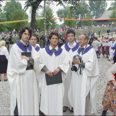Cacica: Pelerinaj la Sanctuarul Maicii Domnului (III)