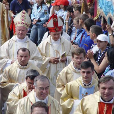 Cacica: Pelerinaj la Sanctuarul Maicii Domnului (III)