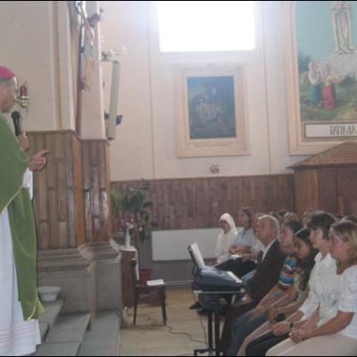 Vizită pastorală în Parohia Huşi-Corni