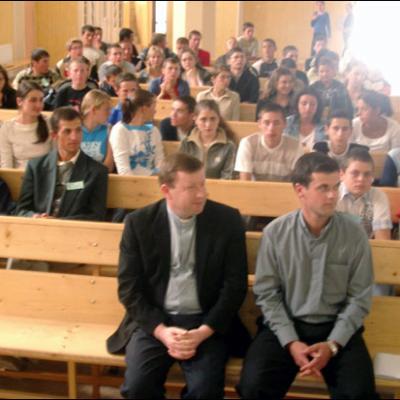 Răducăneni: Campus parohial