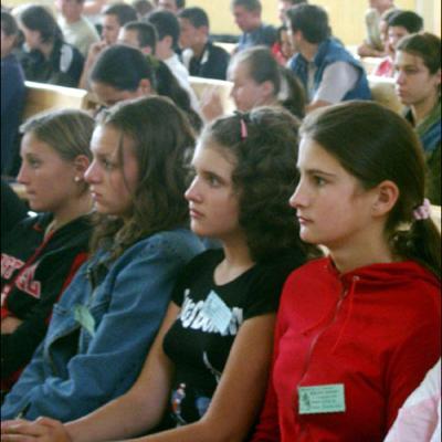 Răducăneni: Campus parohial