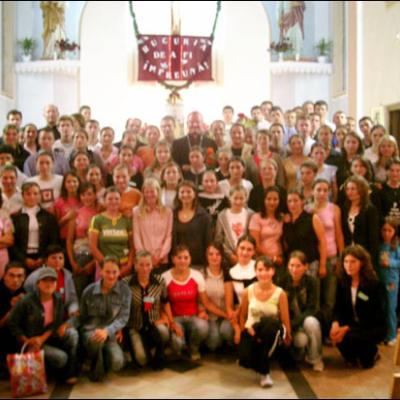 Răducăneni: Campus parohial