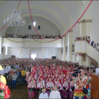 Administrarea Mirului în Parohia Pustiana