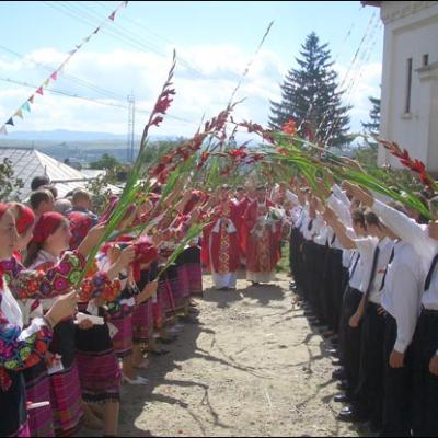 Administrarea Mirului în Parohia Pustiana