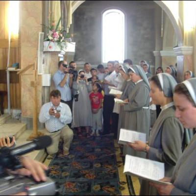Valea Mare: Profesiune perpetua şi binecuvântare de casă