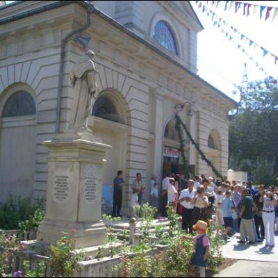 Administrarea Mirului în Parohia Galaţi