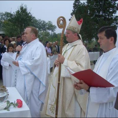Satu Nou (Belceşti): Sfinţire de biserică