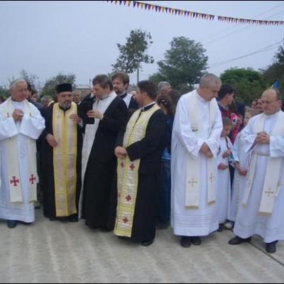Satu Nou (Belceşti): Sfinţire de biserică
