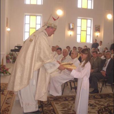 Satu Nou (Belceşti): Sfinţire de biserică