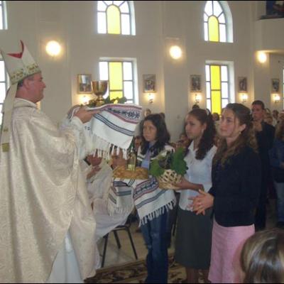 Satu Nou (Belceşti): Sfinţire de biserică