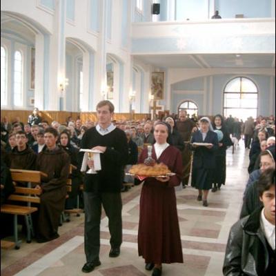 Tămăşeni: Întâlnirea persoanelor consacrate