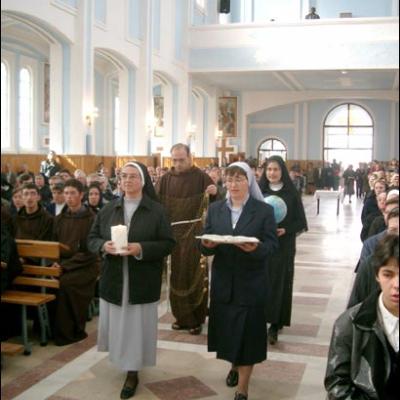 Tămăşeni: Întâlnirea persoanelor consacrate
