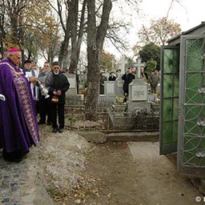 Iaşi: Pomenirea tuturor credincioşilor răposaţi (FOCUS)