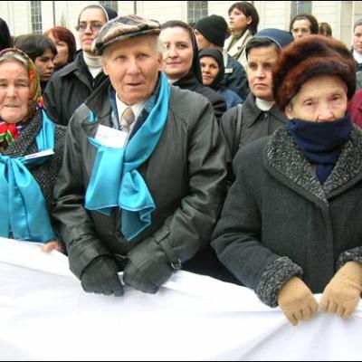 Iaşi: Sfinţirea catedralei - I