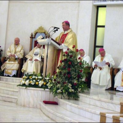 Iaşi: Sfinţirea catedralei - II