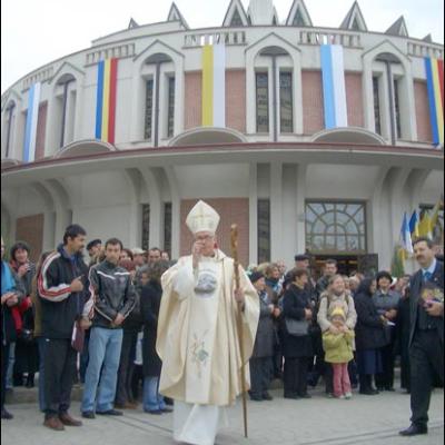 Iaşi: Sfinţirea catedralei - III