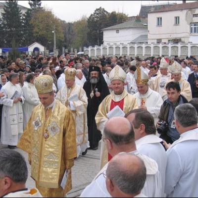 Iaşi: Sfinţirea catedralei - III