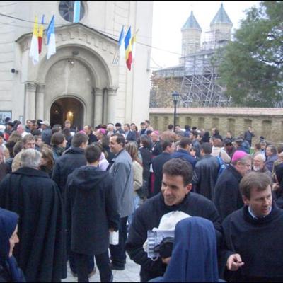 Iaşi: Sfinţirea catedralei - III