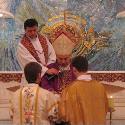 Iaşi: Sfinţiri de diaconi
