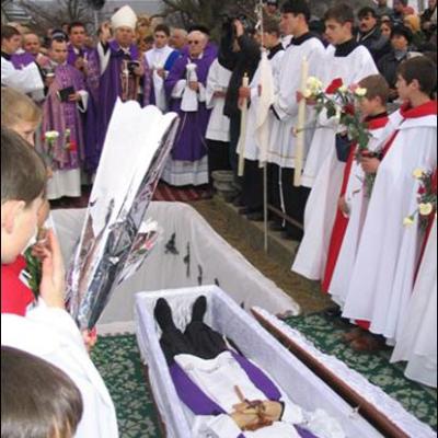 Buruieneşti: Înmormântarea părintelui Petru Ciocan