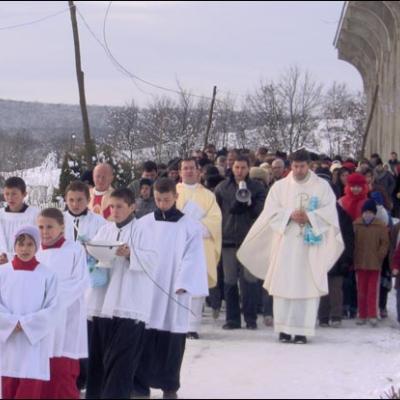 8 ianuarie 2006: Horleşti: Sfinţirea unei grote dedicate Fecioarei Maria