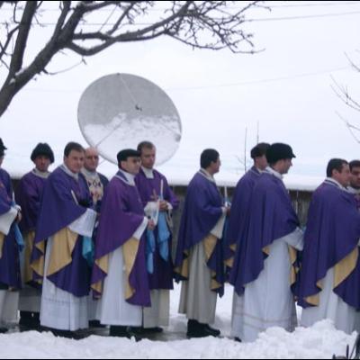 9 ianuarie 2006: Valea Seacă: Ultimul drum al părintelui Mihai Diac