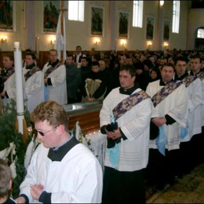 9 ianuarie 2006: Valea Seacă: Ultimul drum al părintelui Mihai Diac