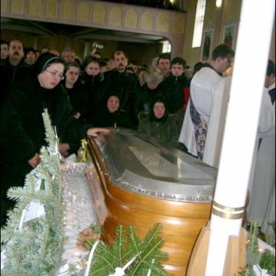 9 ianuarie 2006: Valea Seacă: Ultimul drum al părintelui Mihai Diac