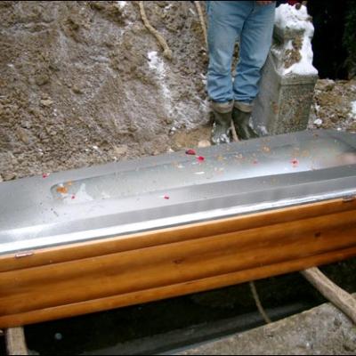 9 ianuarie 2006: Valea Seacă: Ultimul drum al părintelui Mihai Diac