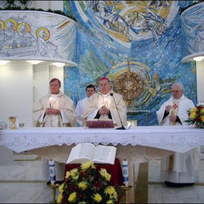 2 februarie 2006: Ziua Persoanelor Consacrate şi intrarea în vigoare a Cărţii sinodale