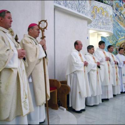 2 februarie 2006: Ziua Persoanelor Consacrate şi intrarea în vigoare a Cărţii sinodale