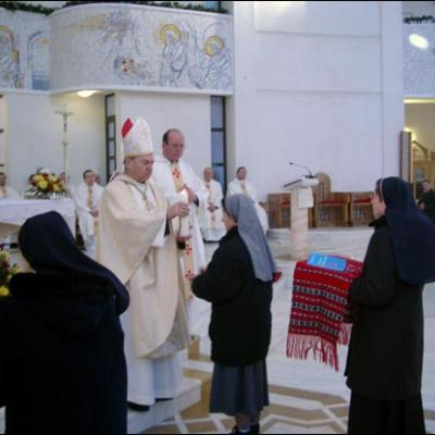 2 februarie 2006: Ziua Persoanelor Consacrate şi intrarea în vigoare a Cărţii sinodale