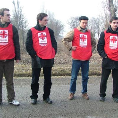 18 februarie 2006: Caritas: O zi la Vadu Roşca