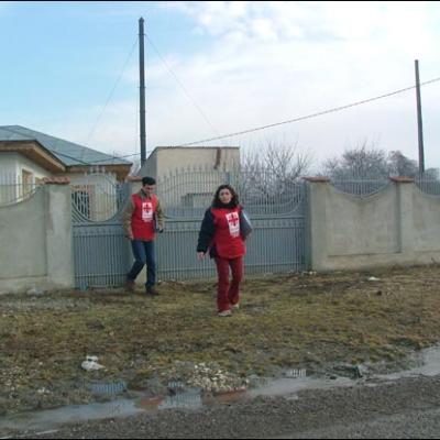 18 februarie 2006: Caritas: O zi la Vadu Roşca