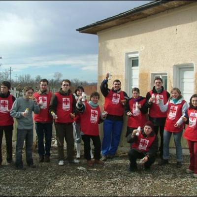 18 februarie 2006: Caritas: O zi la Vadu Roşca