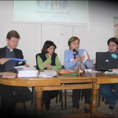 17-19 martie 2006: Iaşi: Weekend de comunicare FRAC