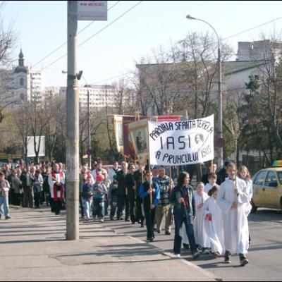 9 aprilie 2006: Iaşi: Duminica Floriilor - Ziua Tinerilor