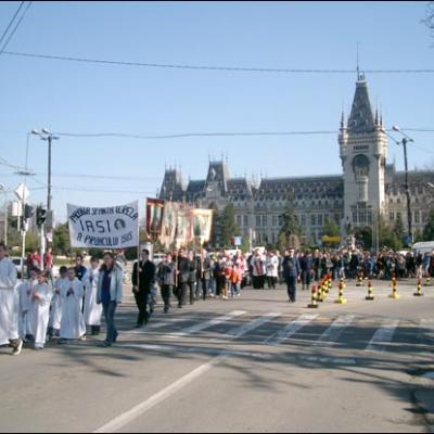 9 aprilie 2006: Iaşi: Duminica Floriilor - Ziua Tinerilor