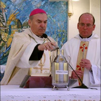 13 aprilie 2006: Iaşi: Liturghia crismei