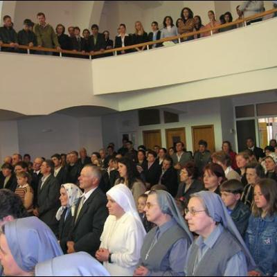 22 aprilie: Iaşi: Voturi perpetue în Congregaţia Surorile Providenţei (foto: Ovidiu Bişog)