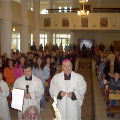 22-23 aprilie 2006: Vizită pastorală în Parohia Moineşti