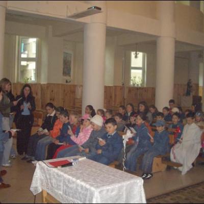 22-23 aprilie 2006: Vizită pastorală în Parohia Moineşti