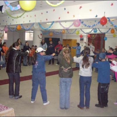 22-23 aprilie 2006: Vizită pastorală în Parohia Moineşti