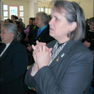 29 aprilie 2006: Întâlnire a terezinelor din România la Casa "Sf. Iosif" din Iaşi (foto: Ovidiu Bişog)