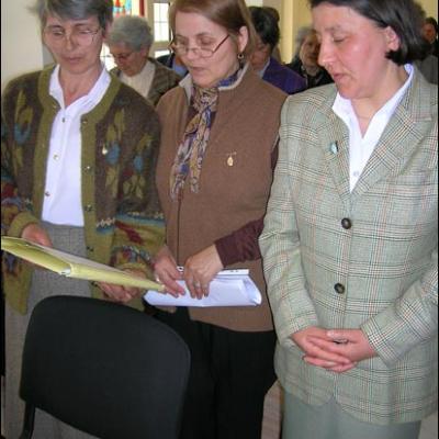 29 aprilie 2006: Întâlnire a terezinelor din România la Casa "Sf. Iosif" din Iaşi (foto: Ovidiu Bişog)