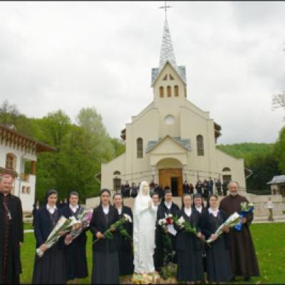 29 aprilie - 6 mai 2006: Luncani: Formare, exerciţii spirituale şi reînnoire de voturi