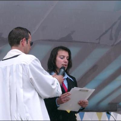 7 mai 2006: Dărmăneşti: Sub stropii credinţei (II)