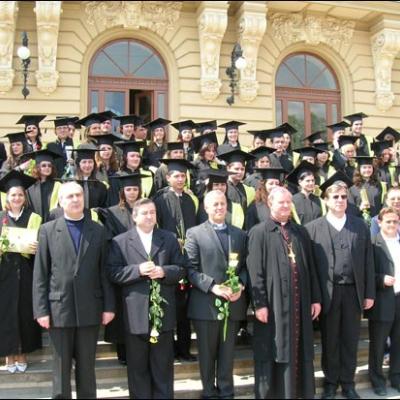 10 mai 2006: Iaşi: Cursul festiv al primei promoţii a Facultăţii de Teologie Romano-Catolică